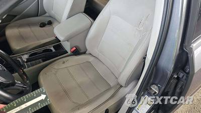 2016 Volkswagen Passat 1.8T SE - zdjęcie 24 z 34 - miniatura