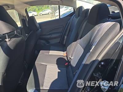2025 Nissan Versa SV - zdjęcie 10 z 16 - miniatura