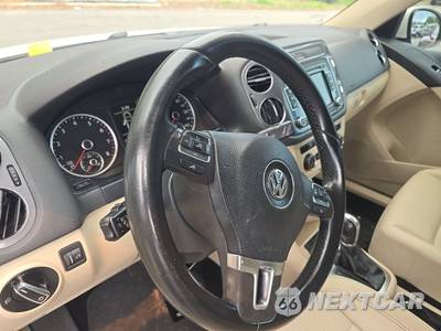 2013 Volkswagen Tiguan SE - zdjęcie 10 z 35 - miniatura