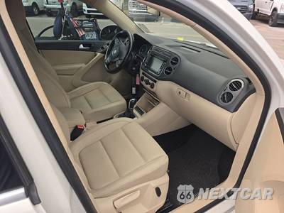 2013 Volkswagen Tiguan SE - zdjęcie 8 z 35 - miniatura