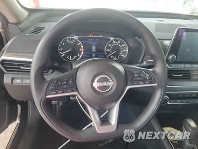 2025 Nissan Altima SV - zdjęcie 10 z 29 - miniatura