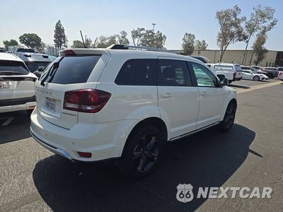 2020 Dodge Journey Crossroad - zdjęcie 4 z 54 - miniatura