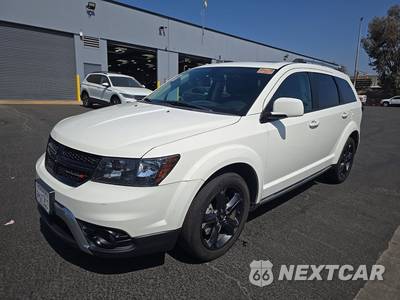 2020 Dodge Journey Crossroad - zdjęcie 1 z 54 - miniatura