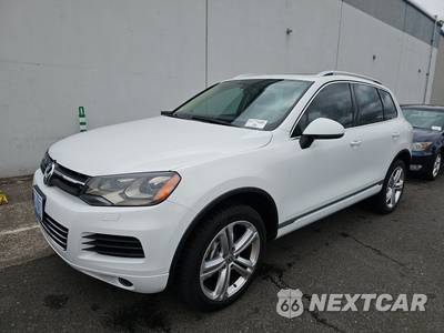 2013 Volkswagen Touareg TDI Lux - zdjęcie 1 z 36 - miniatura