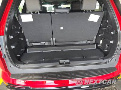 2026 Toyota Sequoia Platinum - zdjęcie 17 z 20 - miniatura