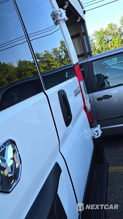 2025 Ram ProMaster 2500 Cargo Van Tradesman w/Passenger Seat Low Roof 136.0" WB - zdjęcie 23 z 28 - miniatura