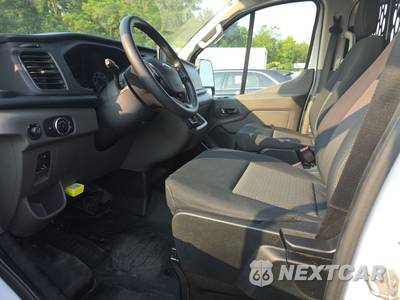 2025 Ford Transit 250 Cargo Van Low Roof 130.0" WB - zdjęcie 7 z 23 - miniatura