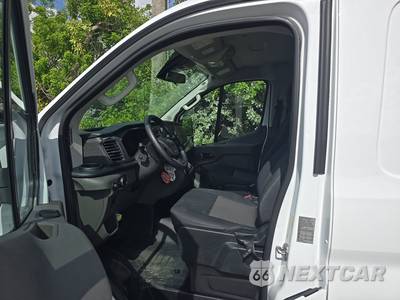 2025 Ford Transit 250 Cargo Van Low Roof 130.0" WB - zdjęcie 7 z 23 - miniatura
