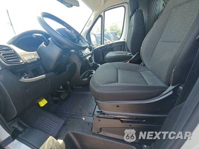 2025 Ram ProMaster 2500 Cargo Van Tradesman w/Passenger Seat Low Roof 136.0" WB - zdjęcie 7 z 24 - miniatura