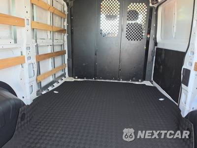 2025 Ram ProMaster 2500 Cargo Van Tradesman w/Passenger Seat Low Roof 136.0" WB - zdjęcie 16 z 26 - miniatura