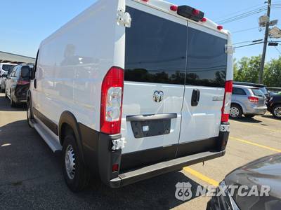2025 Ram ProMaster 2500 Cargo Van Tradesman w/Passenger Seat Low Roof 136.0" WB - zdjęcie 6 z 26 - miniatura