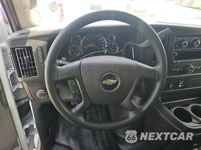 2025 Chevrolet Express 2500 Cargo Van 1WT 135.0" WB - zdjęcie 10 z 21 - miniatura