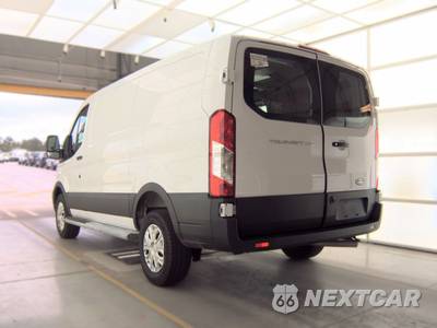 2025 Ford Transit 250 Cargo Van Low Roof 130.0" WB - zdjęcie 6 z 17 - miniatura
