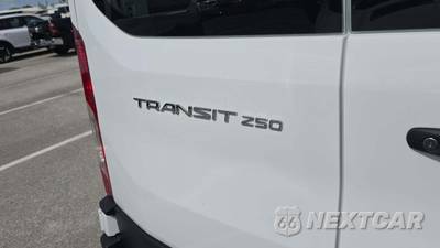 2025 Ford Transit 250 Cargo Van Low Roof 130.0" WB - zdjęcie 24 z 25 - miniatura