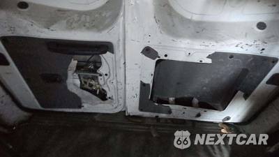 2020 Nissan NV2500 HD Cargo SV Standard Roof 146.1" WB - zdjęcie 44 z 64 - miniatura