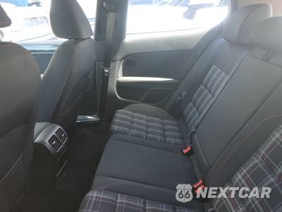 2013 Volkswagen GTI - zdjęcie 13 z 34 - miniatura