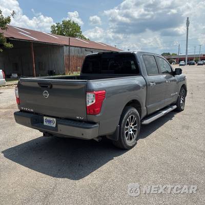 2020 Nissan TITAN SV Crew Cab Short Bed - zdjęcie 6 z 19 - miniatura