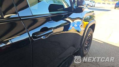 2023 Toyota Sequoia TRD Pro - zdjęcie 26 z 27 - miniatura