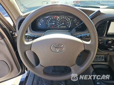 2005 Toyota Sequoia SR5 - zdjęcie 10 z 30 - miniatura