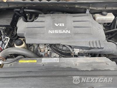 2017 Nissan TITAN SV Crew Cab Extra Short Bed - zdjęcie 15 z 45 - miniatura