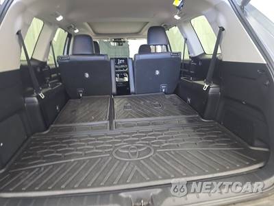2024 Toyota Grand Highlander Hybrid Limited - zdjęcie 16 z 28 - miniatura