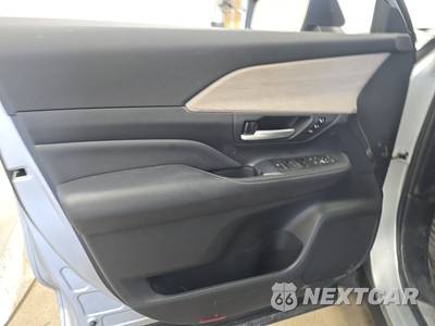 2024 Toyota Grand Highlander Hybrid Limited - zdjęcie 9 z 28 - miniatura