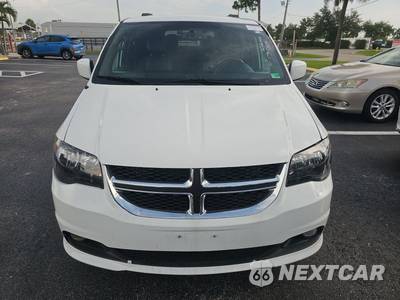 2017 Dodge Grand Caravan GT 121.2" WB - zdjęcie 2 z 18 - miniatura