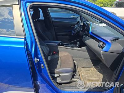2020 Toyota C-HR XLE - zdjęcie 35 z 49 - miniatura