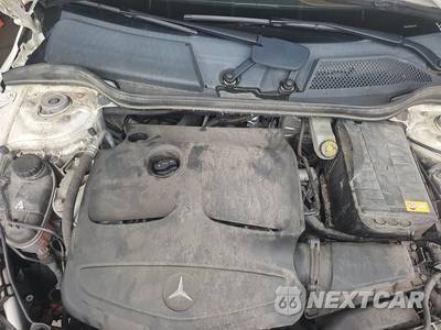 2015 Mercedes-Benz GLA 250 4MATIC - zdjęcie 15 z 36 - miniatura