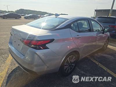 2021 Nissan Versa SV - zdjęcie 4 z 31 - miniatura