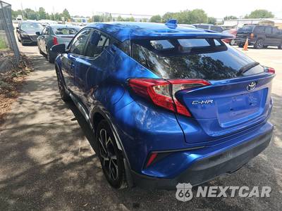 2020 Toyota C-HR XLE - zdjęcie 6 z 49 - miniatura