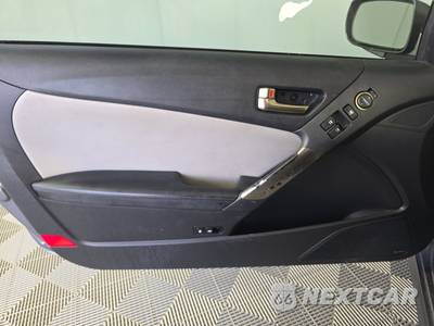 2014 Hyundai Genesis Coupe 2.0T Premium - zdjęcie 9 z 36 - miniatura