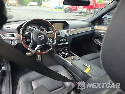 2015 Mercedes-Benz E 250 BlueTEC 4MATIC Sedan - zdjęcie 14 z 25 - miniatura