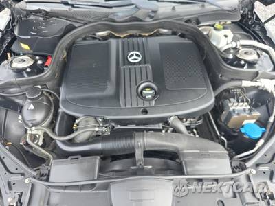 2015 Mercedes-Benz E 250 BlueTEC 4MATIC Sedan - zdjęcie 18 z 25 - miniatura