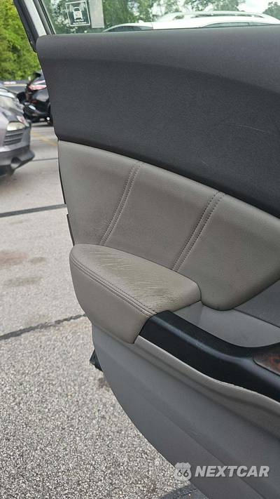 2012 Honda Civic Hybrid Sedan w/Leather & Navigation - zdjęcie 22 z 25 - miniatura