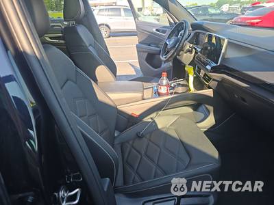 2025 Volkswagen Atlas Cross Sport 2.0T SE w/Technology - zdjęcie 8 z 22 - miniatura
