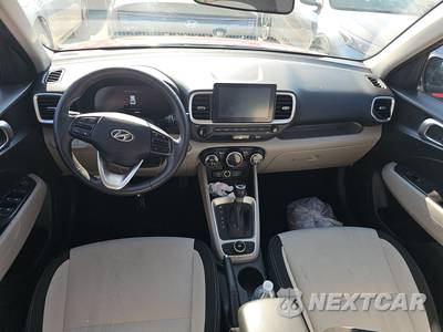 2025 Hyundai Venue SEL - zdjęcie 11 z 27 - miniatura