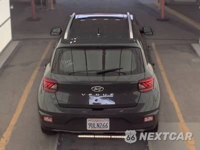 2025 Hyundai Venue SEL - zdjęcie 5 z 27 - miniatura