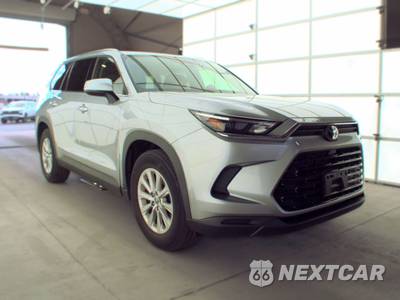 2025 Toyota Grand Highlander XLE - zdjęcie 3 z 29 - miniatura