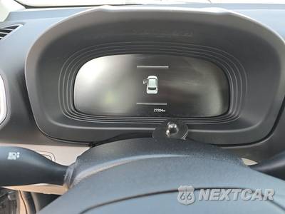 2025 Hyundai Venue SEL - zdjęcie 12 z 27 - miniatura