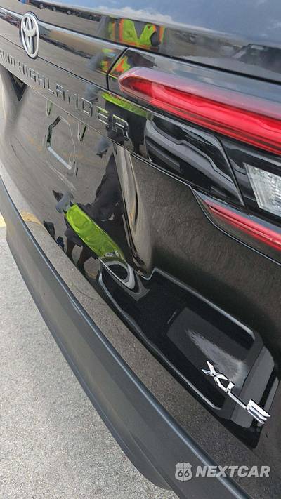 2025 Toyota Grand Highlander XLE - zdjęcie 19 z 21 - miniatura