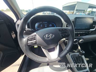 2025 Hyundai Venue SEL - zdjęcie 10 z 22 - miniatura