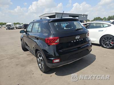 2025 Hyundai Venue SEL - zdjęcie 6 z 22 - miniatura
