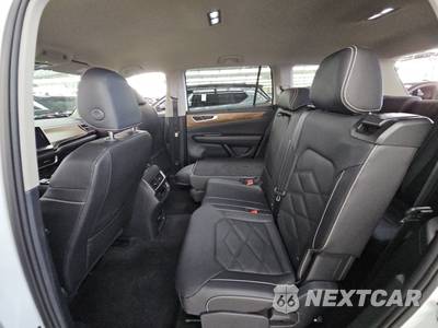 2025 Volkswagen Atlas 2.0T SE w/Technology - zdjęcie 13 z 29 - miniatura