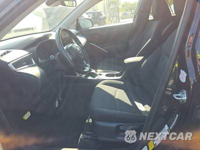 2025 Toyota Corolla Cross LE - zdjęcie 7 z 29 - miniatura