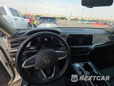 2025 Volkswagen Atlas 2.0T SEL - zdjęcie 11 z 28 - miniatura