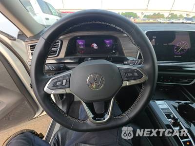 2025 Volkswagen Atlas 2.0T SEL - zdjęcie 10 z 28 - miniatura