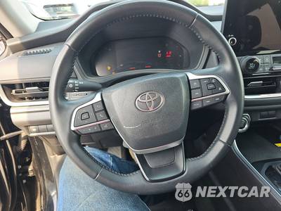 2025 Toyota Grand Highlander XLE - zdjęcie 10 z 23 - miniatura