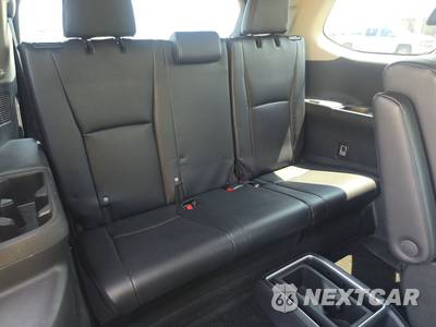 2025 Toyota Grand Highlander XLE - zdjęcie 14 z 27 - miniatura
