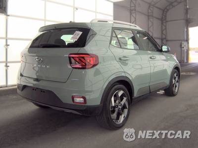 2025 Hyundai Venue SEL - zdjęcie 4 z 20 - miniatura